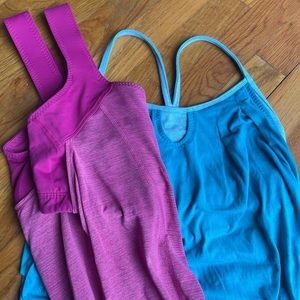 Lululemon workout tanks with built in shelf bra size 6